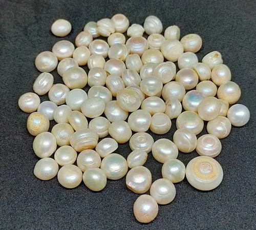 कर्क: मोती